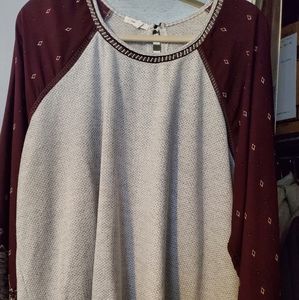 Great condition, Maurices brand top